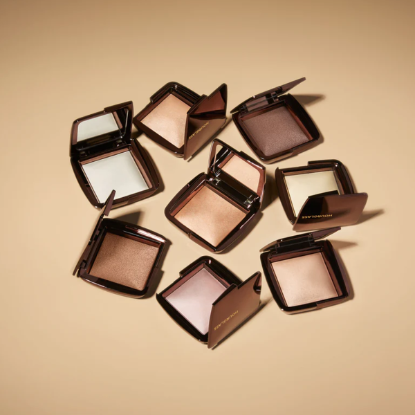 Hourglass Ambient Strobe Lighting Powder - Image 2