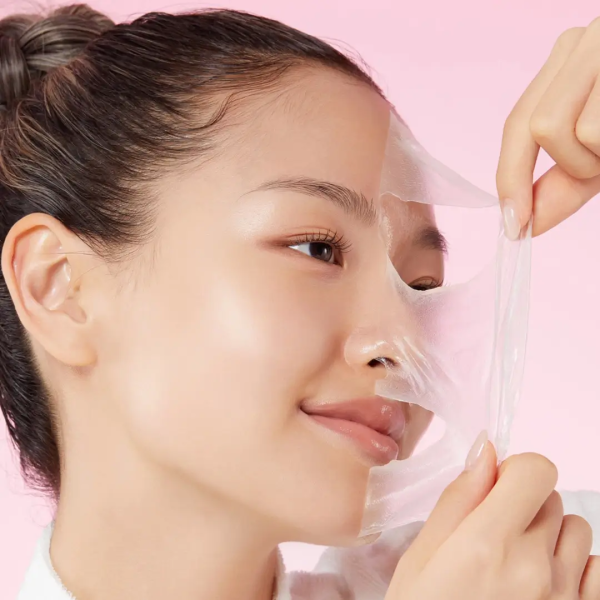 medicube Collagen Overnight Wrapping Peel Off Facial Mask Pack 74 ml - Image 2